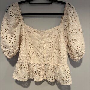 A Calin Cream Eyelet Crop Top Womens Size M Peasant Peplum Y2k Coquette Milkmaid